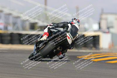 media/Oct-08-2022-SoCal Trackdays (Sat) [[1fc3beec89]]/Turn 16 (125pm)/